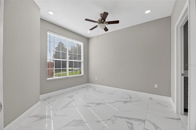 9258 LAKE CHASE ISLAND WAY, Tampa, FL 33626