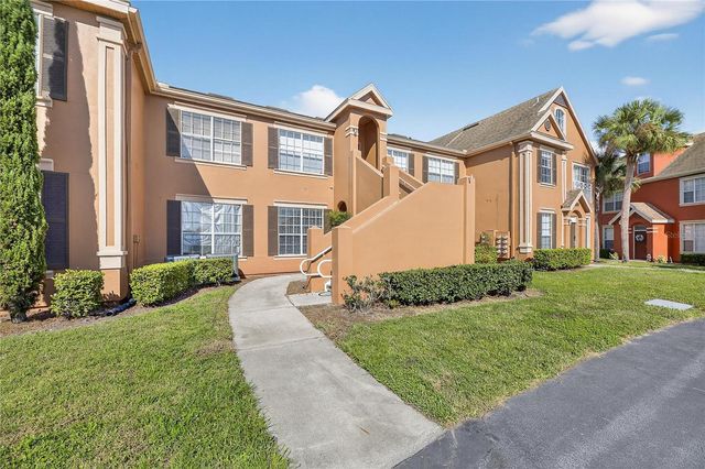 9258 LAKE CHASE ISLAND WAY, Tampa, FL 33626