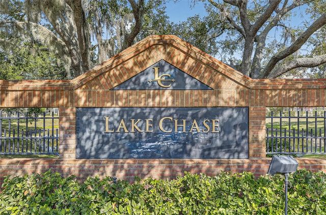 9258 LAKE CHASE ISLAND WAY, Tampa, FL 33626