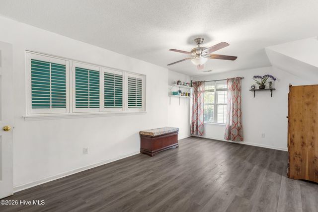 4914 Gate Post Lane, Wilmington, NC 28412