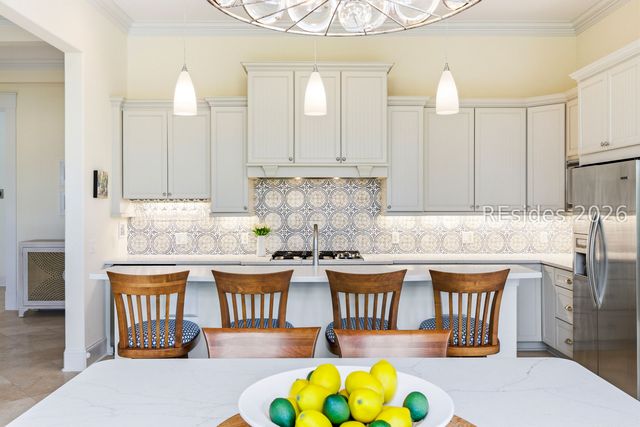 3 Roxbury Cir, Hilton Head Island, SC 29928