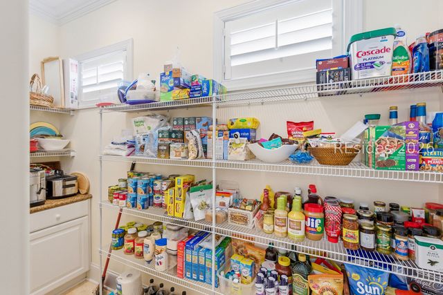 3 Roxbury Cir, Hilton Head Island, SC 29928