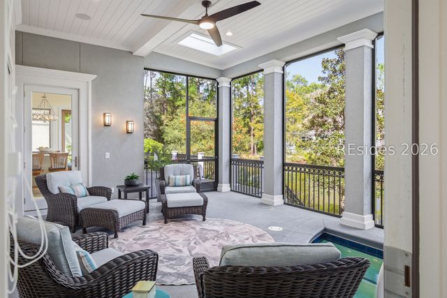3 Roxbury Cir, Hilton Head Island, SC 29928