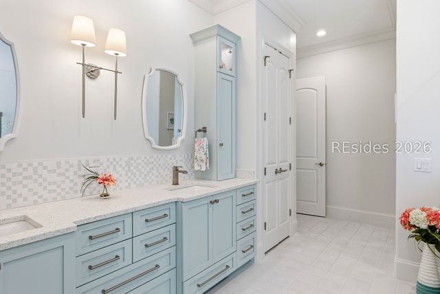 3 Roxbury Cir, Hilton Head Island, SC 29928