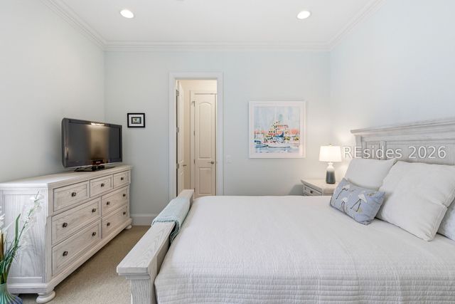 3 Roxbury Cir, Hilton Head Island, SC 29928