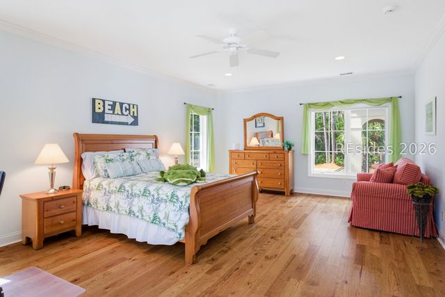 3 Roxbury Cir, Hilton Head Island, SC 29928