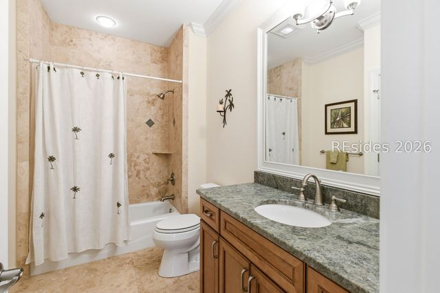 3 Roxbury Cir, Hilton Head Island, SC 29928