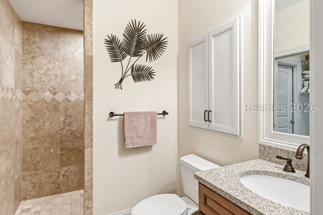 3 Roxbury Cir, Hilton Head Island, SC 29928