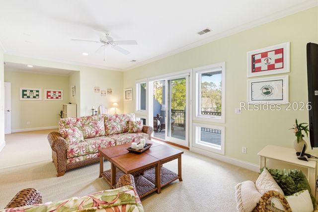 3 Roxbury Cir, Hilton Head Island, SC 29928