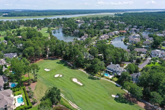 3 Roxbury Cir, Hilton Head Island, SC 29928