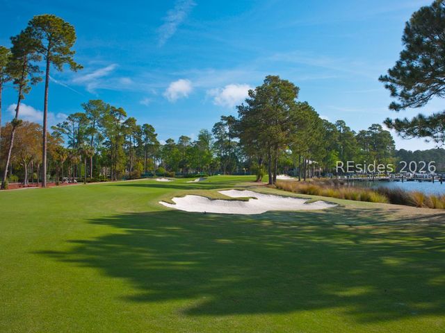 3 Roxbury Cir, Hilton Head Island, SC 29928