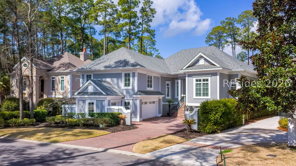 3 Roxbury Cir, Hilton Head Island, SC 29928