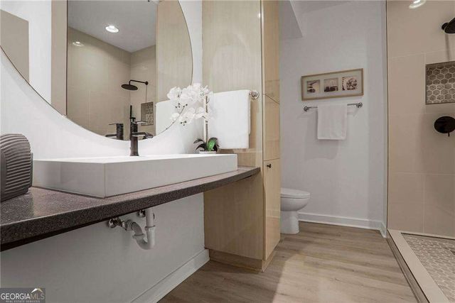 805 Peachtree Street NE 214, Atlanta, GA 30308