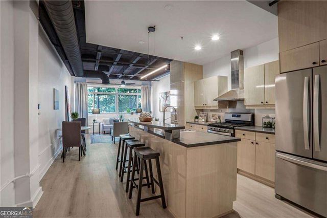 805 Peachtree Street NE 214, Atlanta, GA 30308