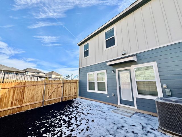 12800 Summer Village DR, Buda, TX 78610