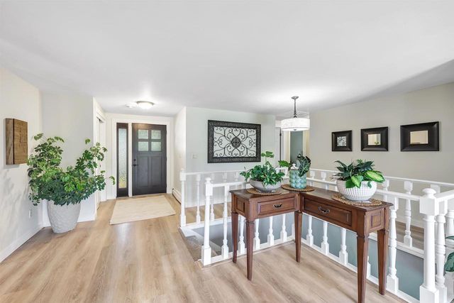 2851 BLUE JAY LANE, Green Bay, WI 54313