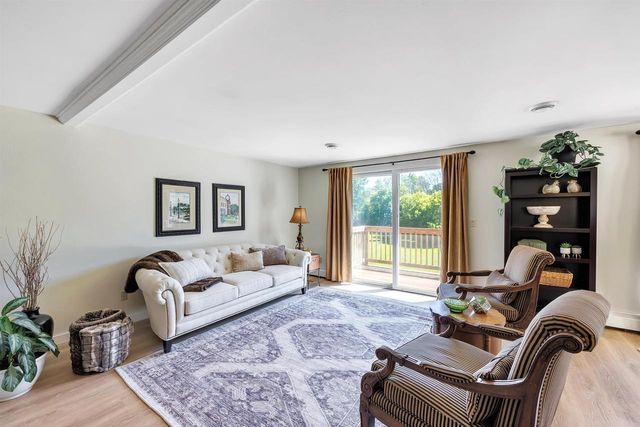 2851 BLUE JAY LANE, Green Bay, WI 54313