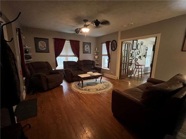 502 N Rock Street, Yellville, AR 72687