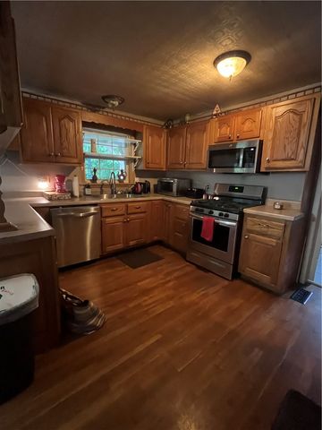 502 N Rock Street, Yellville, AR 72687