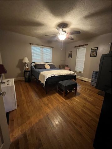 502 N Rock Street, Yellville, AR 72687