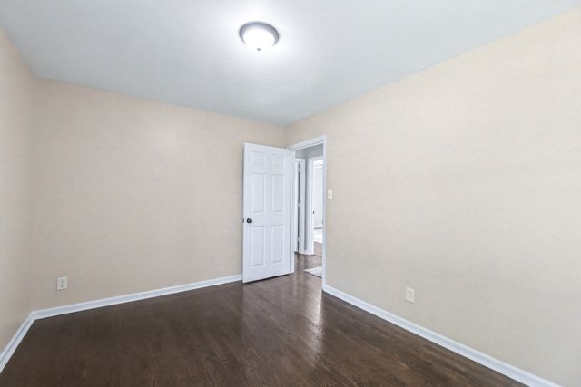 704 Redwood Cir, Columbia, TN 38401