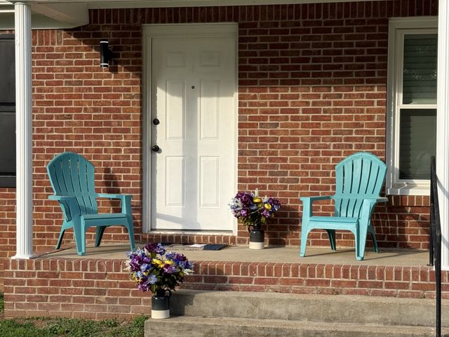 704 Redwood Cir, Columbia, TN 38401