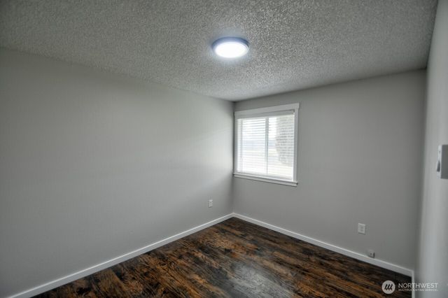 19140 Rosemary Street SW, Rochester, WA 98579