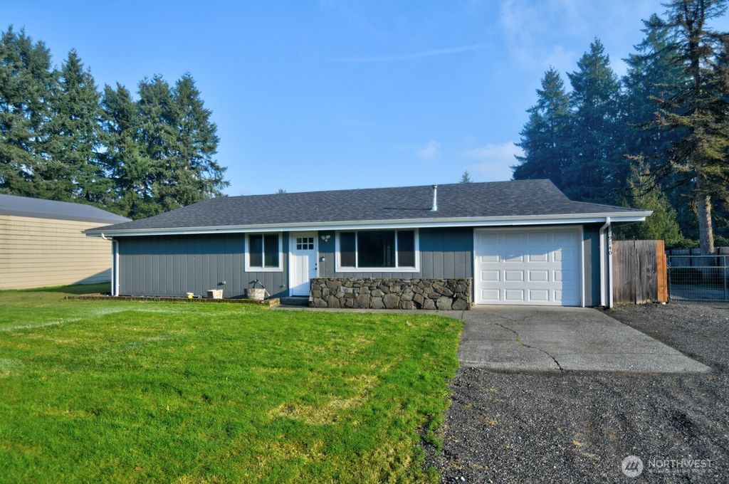 19140 Rosemary Street SW, Rochester, WA 98579
