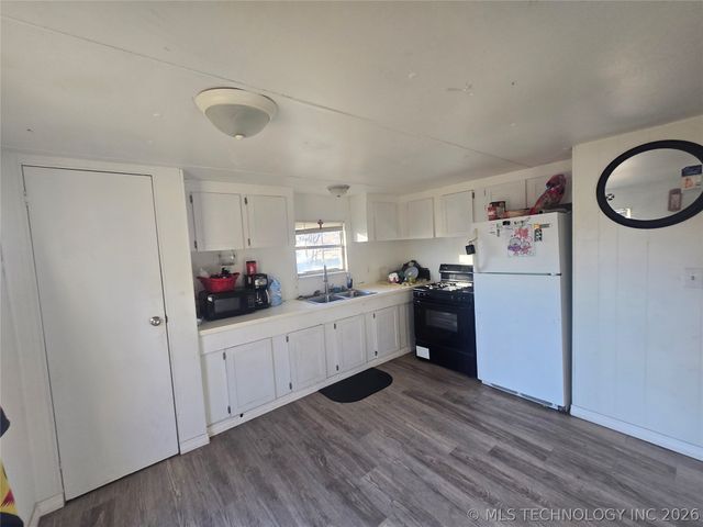415 Russell Street, Caddo, OK 74729