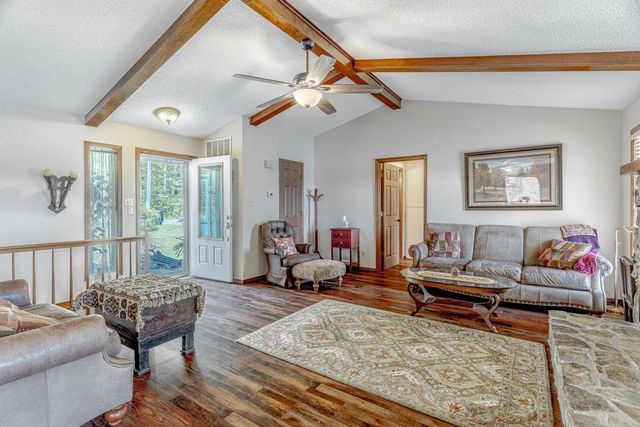 81 Monongahela Dr, Cherokee Village, AR 72529
