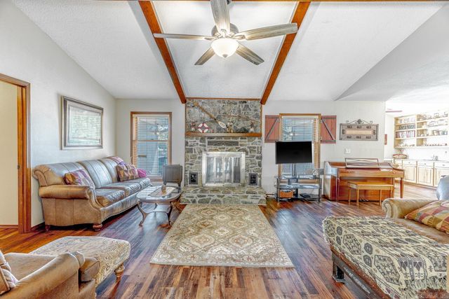 81 Monongahela Dr, Cherokee Village, AR 72529