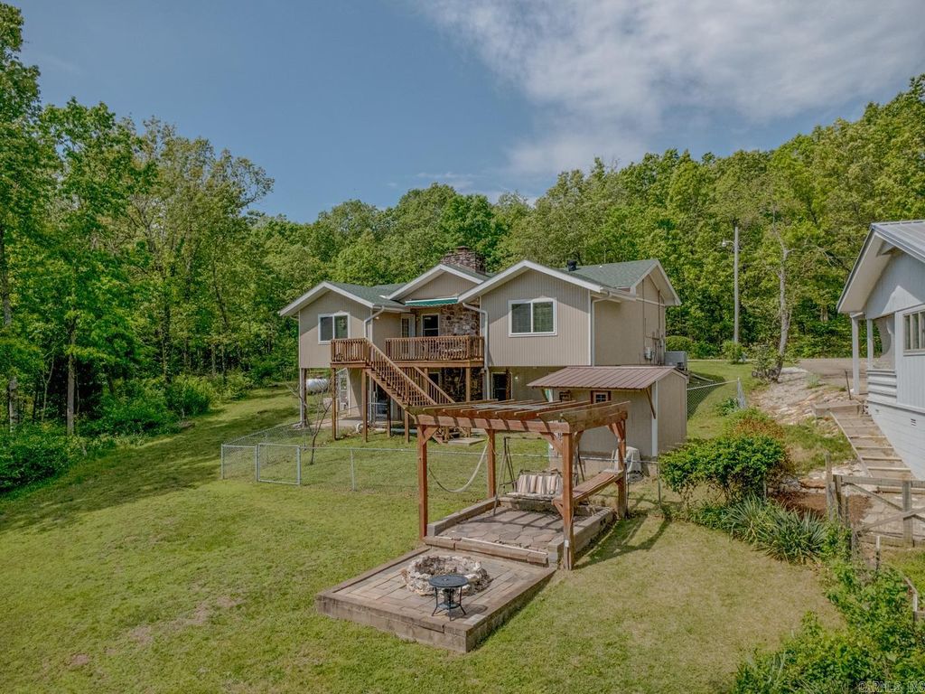 81 Monongahela Dr, Cherokee Village, AR 72529