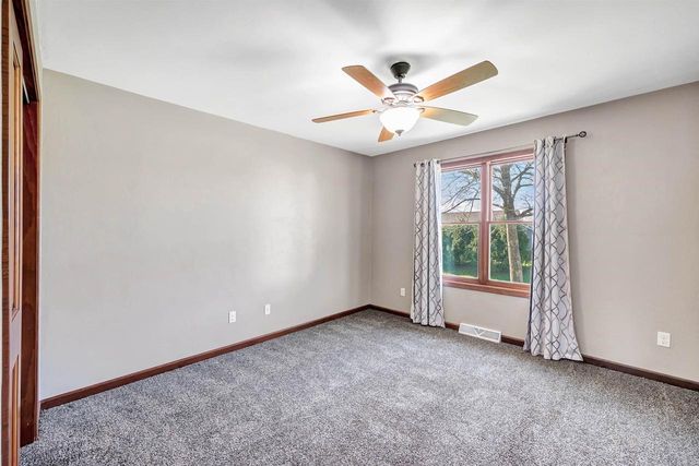 W7035 GLEN VALLEY DRIVE, Greenville, WI 54942