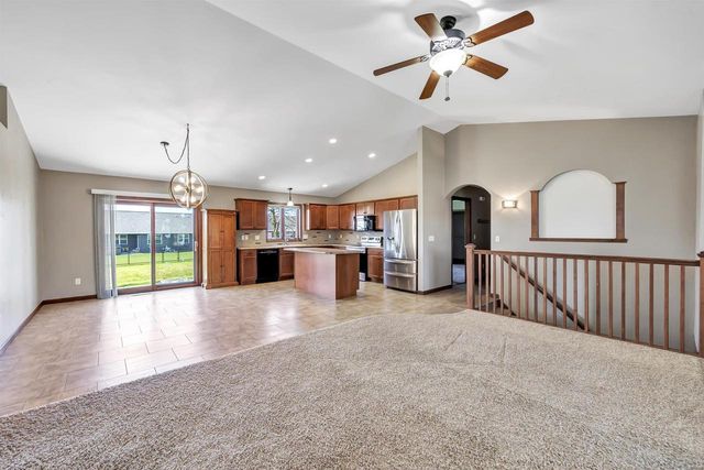 W7035 GLEN VALLEY DRIVE, Greenville, WI 54942