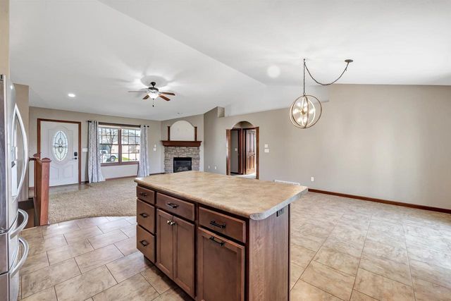 W7035 GLEN VALLEY DRIVE, Greenville, WI 54942