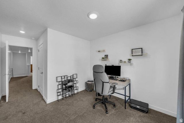 1749 S DEVILS GARDEN LN, Washington, UT 84780