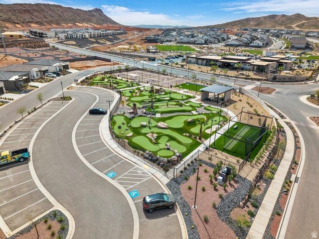 1749 S DEVILS GARDEN LN, Washington, UT 84780