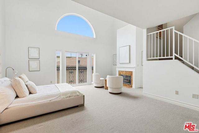 1712 S Barrington Avenue 5, Los Angeles, CA 90025