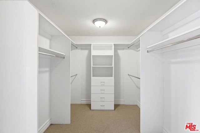 1712 S Barrington Avenue 5, Los Angeles, CA 90025