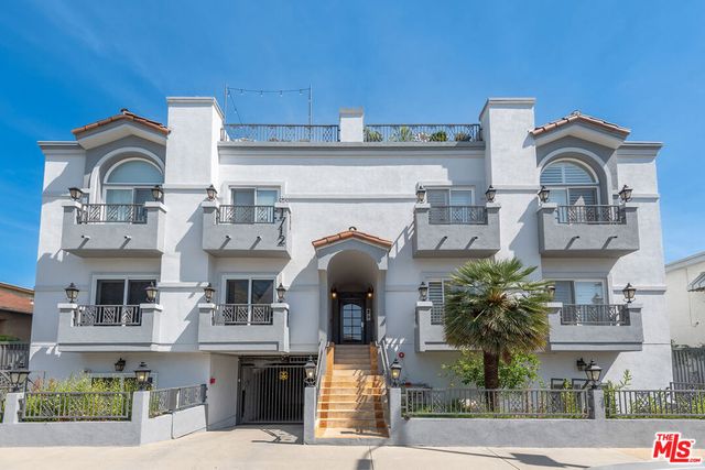 1712 S Barrington Avenue 5, Los Angeles, CA 90025