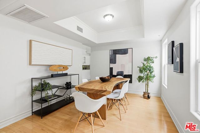 1712 S Barrington Avenue 5, Los Angeles, CA 90025