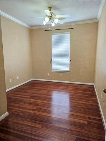 7714 Chateau Point Lane, Houston, TX 77041