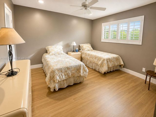 437 Prestwick Lane, Palm Beach Gardens, FL 33418