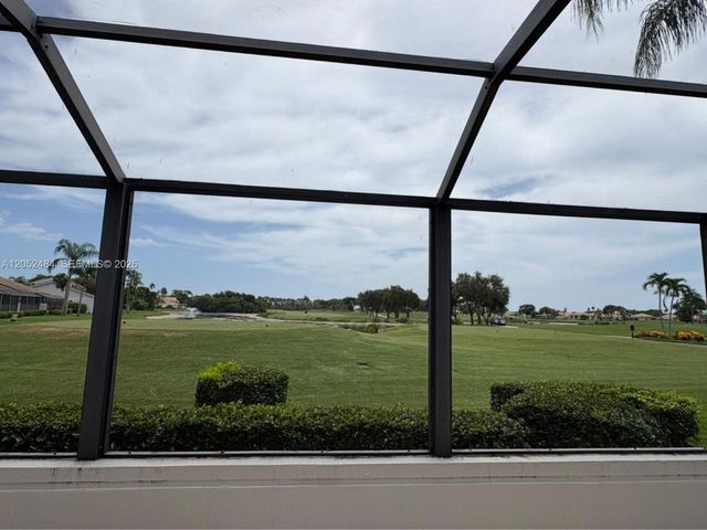 437 Prestwick Lane, Palm Beach Gardens, FL 33418