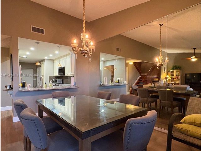437 Prestwick Lane, Palm Beach Gardens, FL 33418