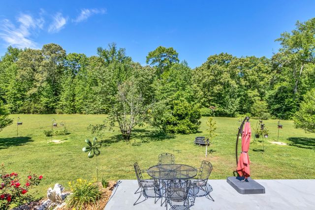 2828 Bains Rd, E, Hillsboro, TN 37342