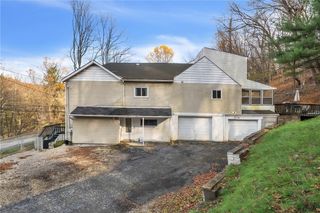 1517 Hulton Road, Verona, PA 15147