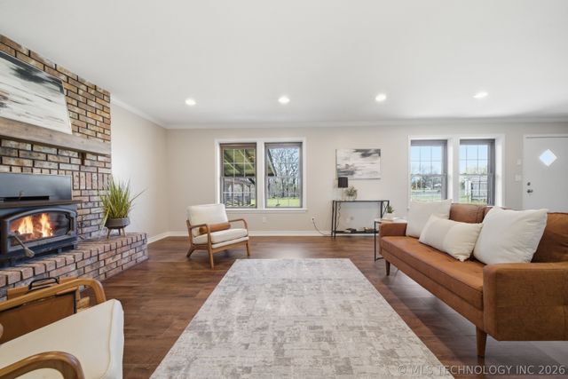 13174 S 257th East Avenue, Coweta, OK 74429