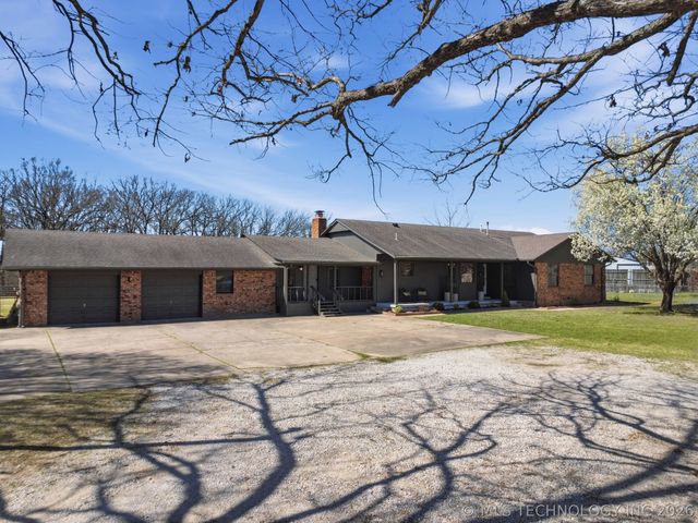 13174 S 257th East Avenue, Coweta, OK 74429