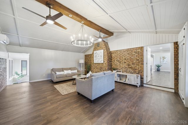 13174 S 257th East Avenue, Coweta, OK 74429